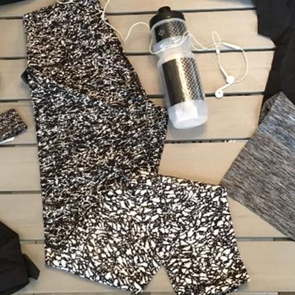 lululemon Wunder Under 111 HR 30” legging in Iced Wave sz 6 - Picture 8 of 8